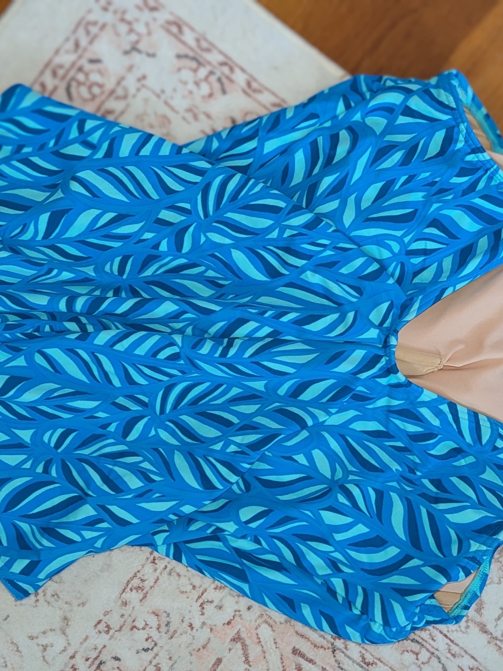 Lands’ End Blue Leaf Print One Piece Swimsuit Size 20W